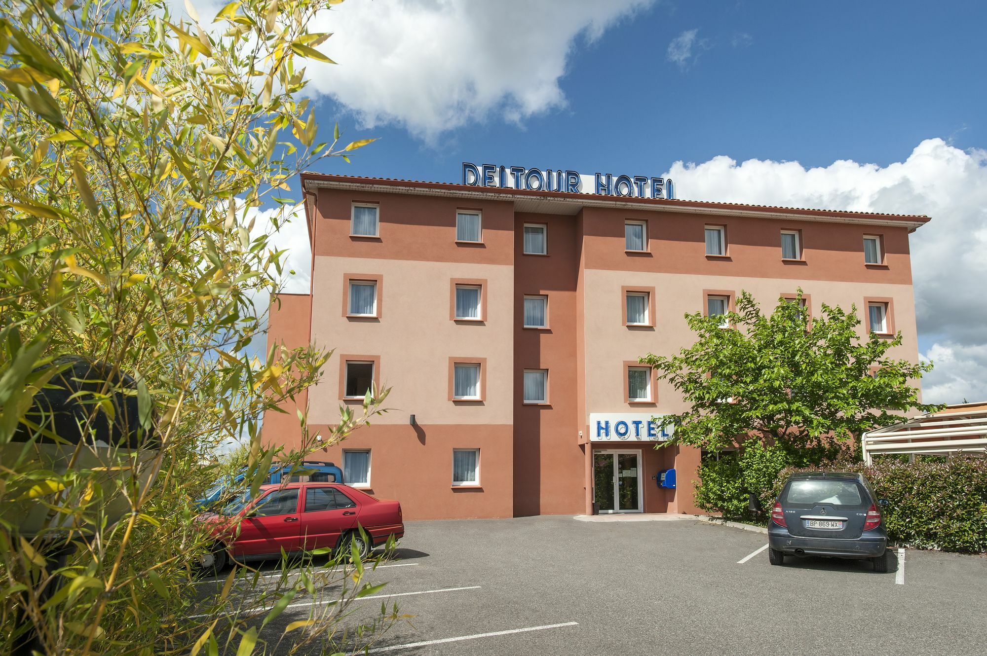 Brit Hotel Confort Montauban Kültér fotó